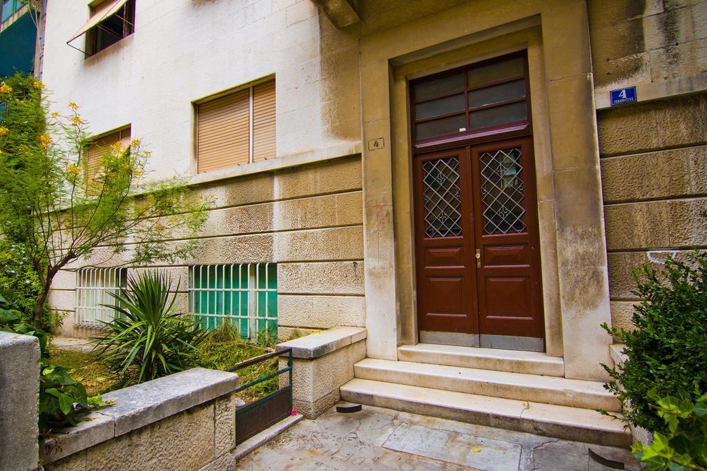 Zorro Apartment สปลิท ภายนอก รูปภาพ